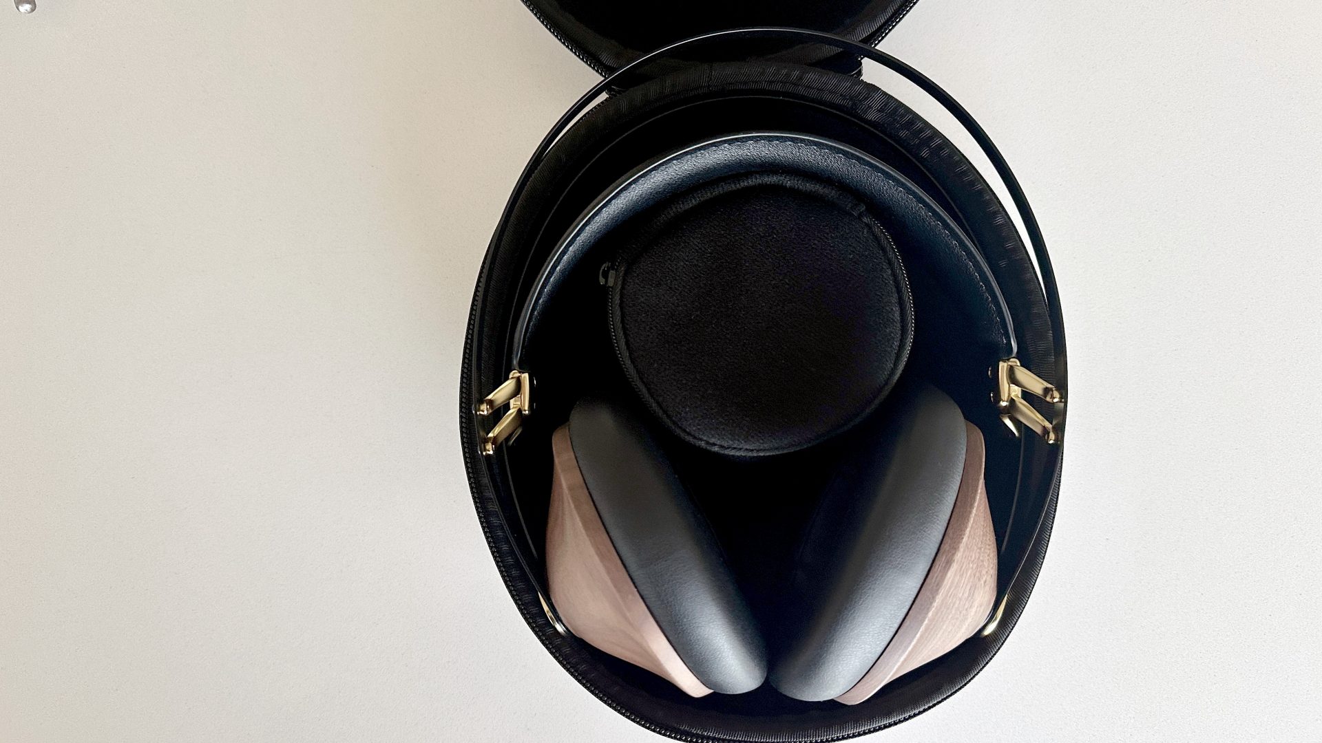 Наушники Meze Audio 99 Classics 2nd Gen | DGL.RU