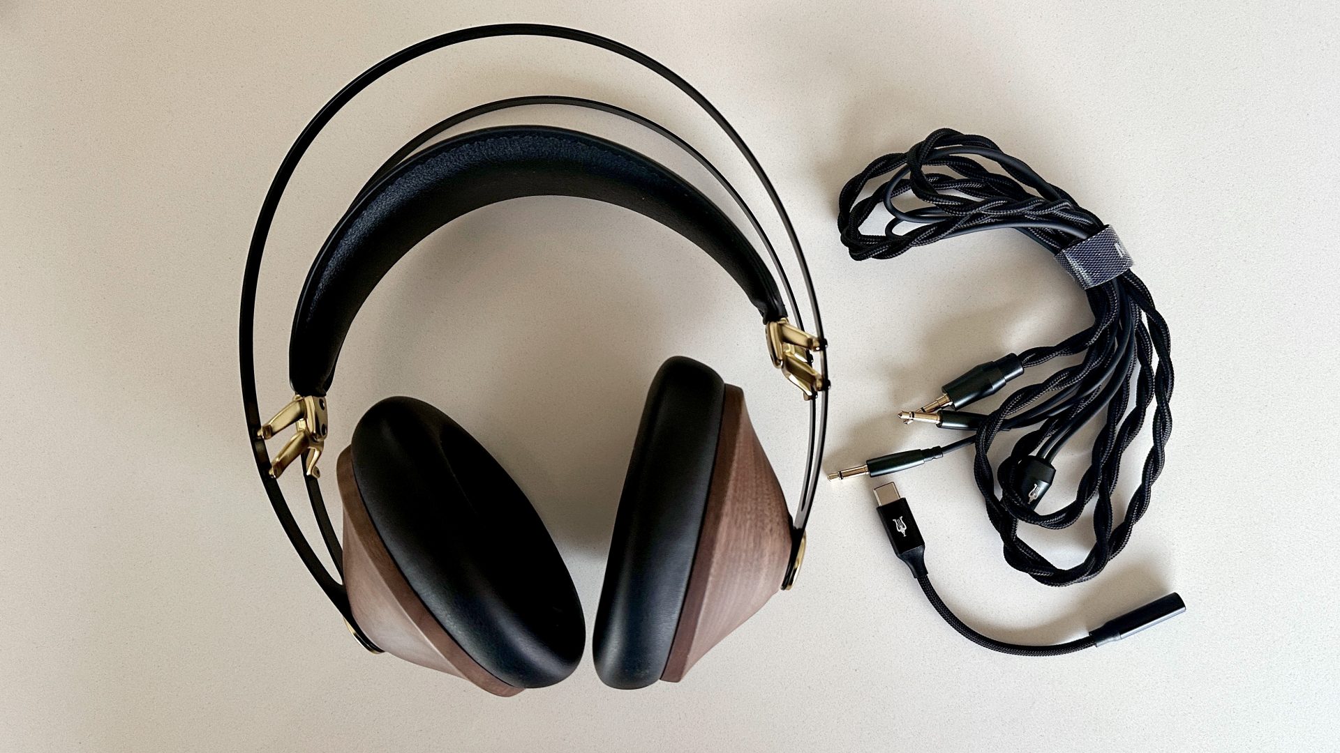 Наушники Meze Audio 99 Classics 2nd Gen | DGL.RU