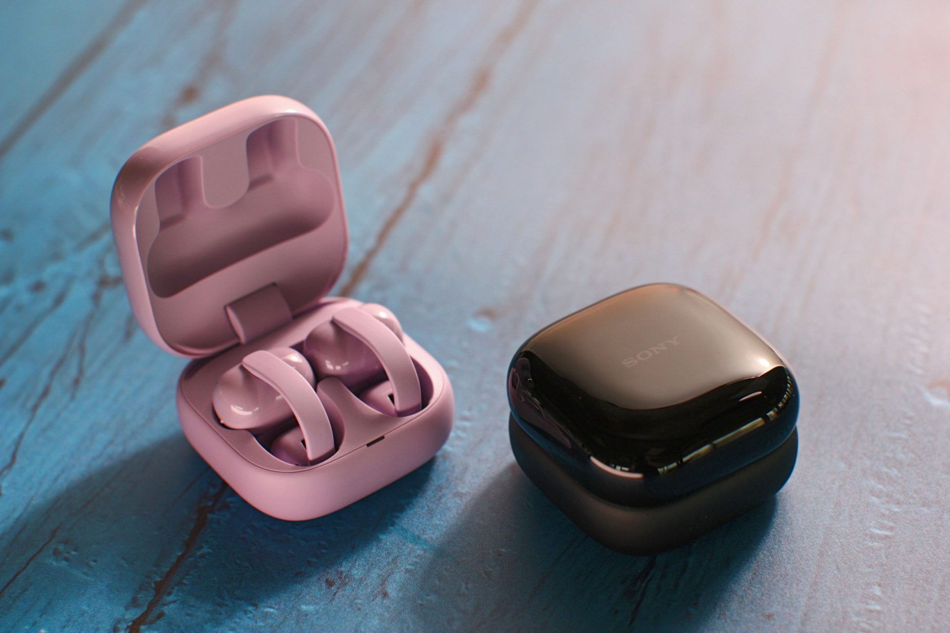 Наушники Sony LinkBuds Clip: странная новинка за кучу денег без базовой функции