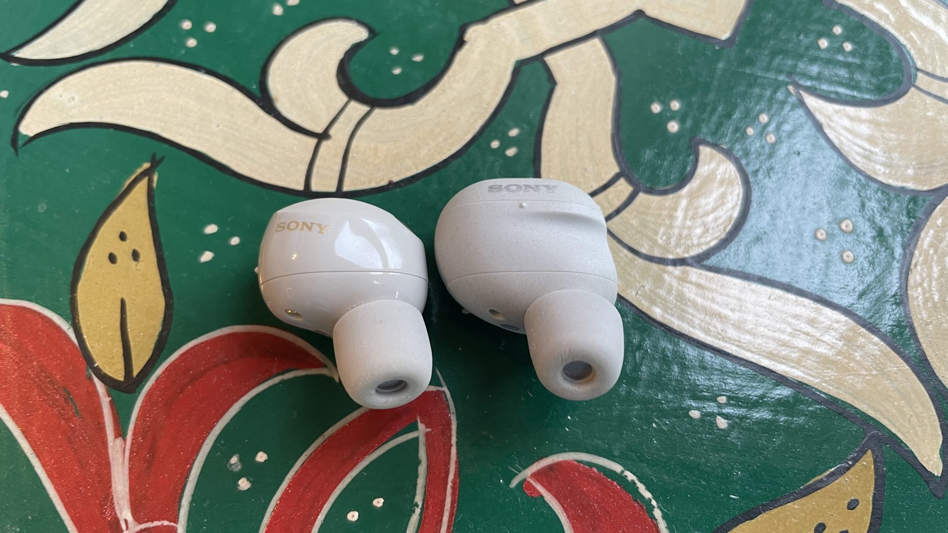 Наушники Sony WF-1000XM6 — звук отличный | DGL.RU