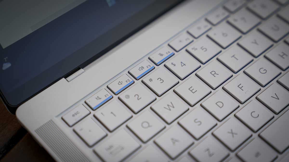 Ноутбук ASUS ExpertBook Ultra 2026 с ИИ | DGL.RU