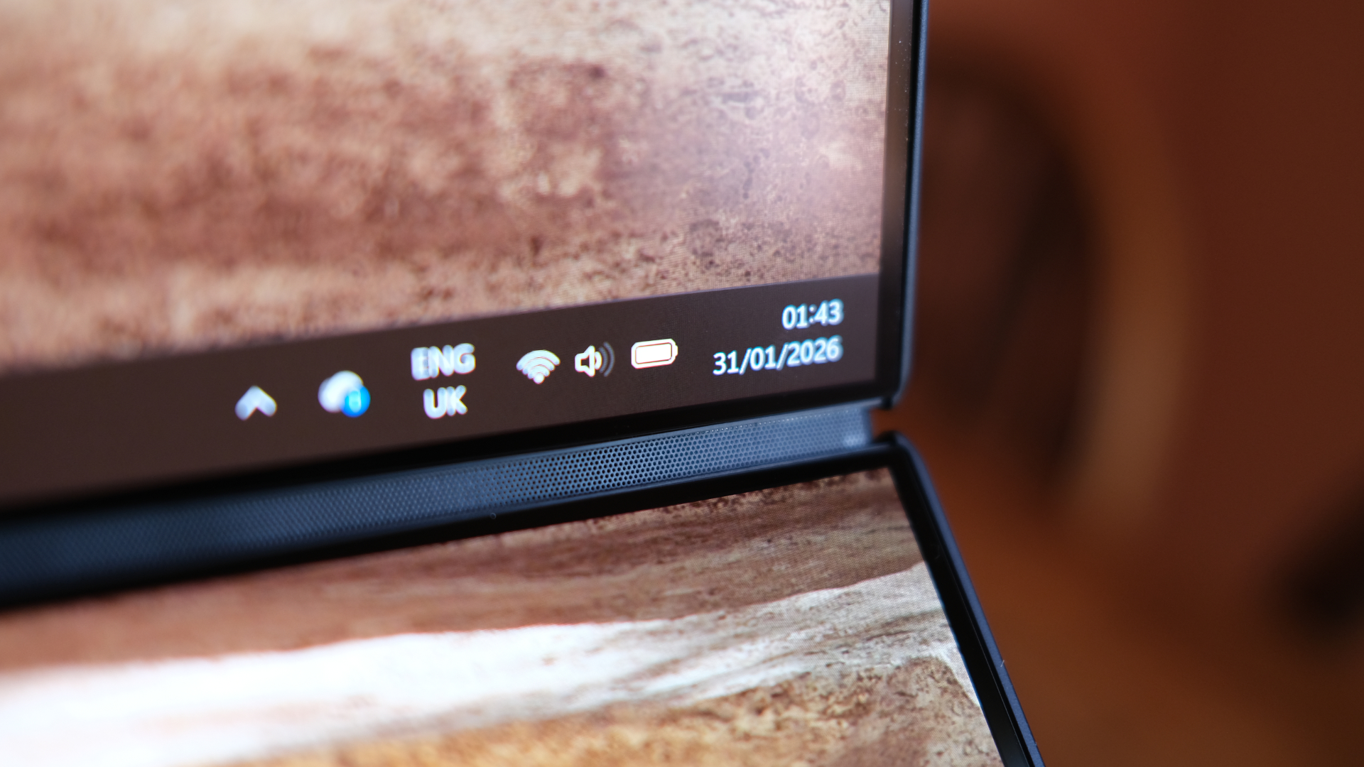 Ноутбук Asus Zenbook Duo (2026): два экрана | DGL.RU