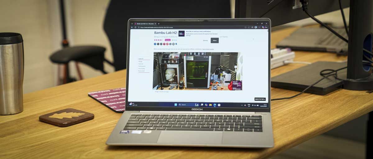 Обзор GeekBook X14 Pro — один из самых легких ноутбуков 