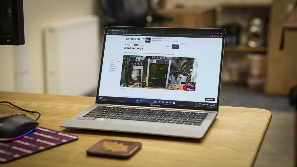 Обзор GeekBook X14 Pro — один из самых легких ноутбуков картинка Обзор GeekBook X14 Pro — один из самых легких ноутбуков фото