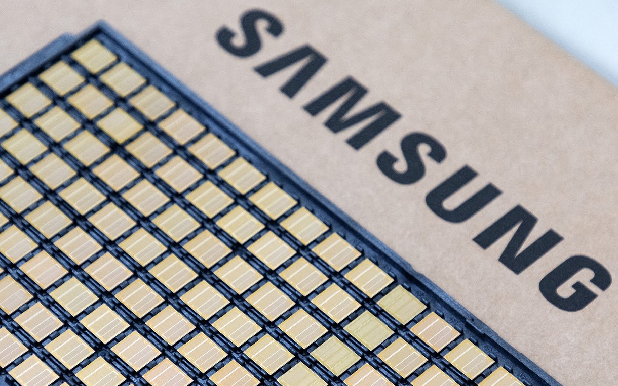 Новая разработка Samsung превратит современные сервера в груду медленного железа