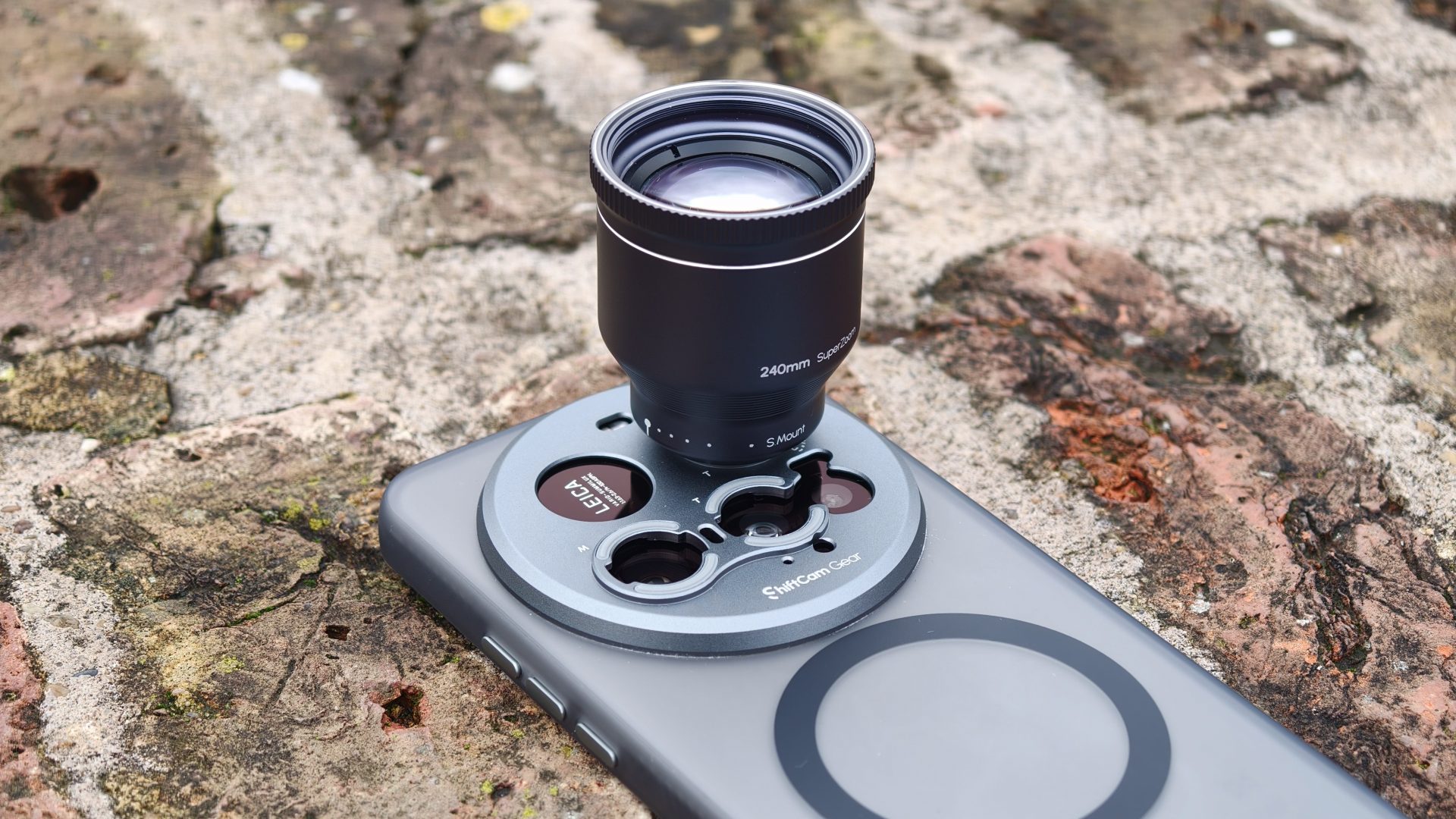 Обзор ShiftCam LensUltra Explorer Super Zoom Tele 240mm: большой зум, большие компромиссы картинка Объектив ShiftCam LensUltra 240mm - ниша | DGL.RU