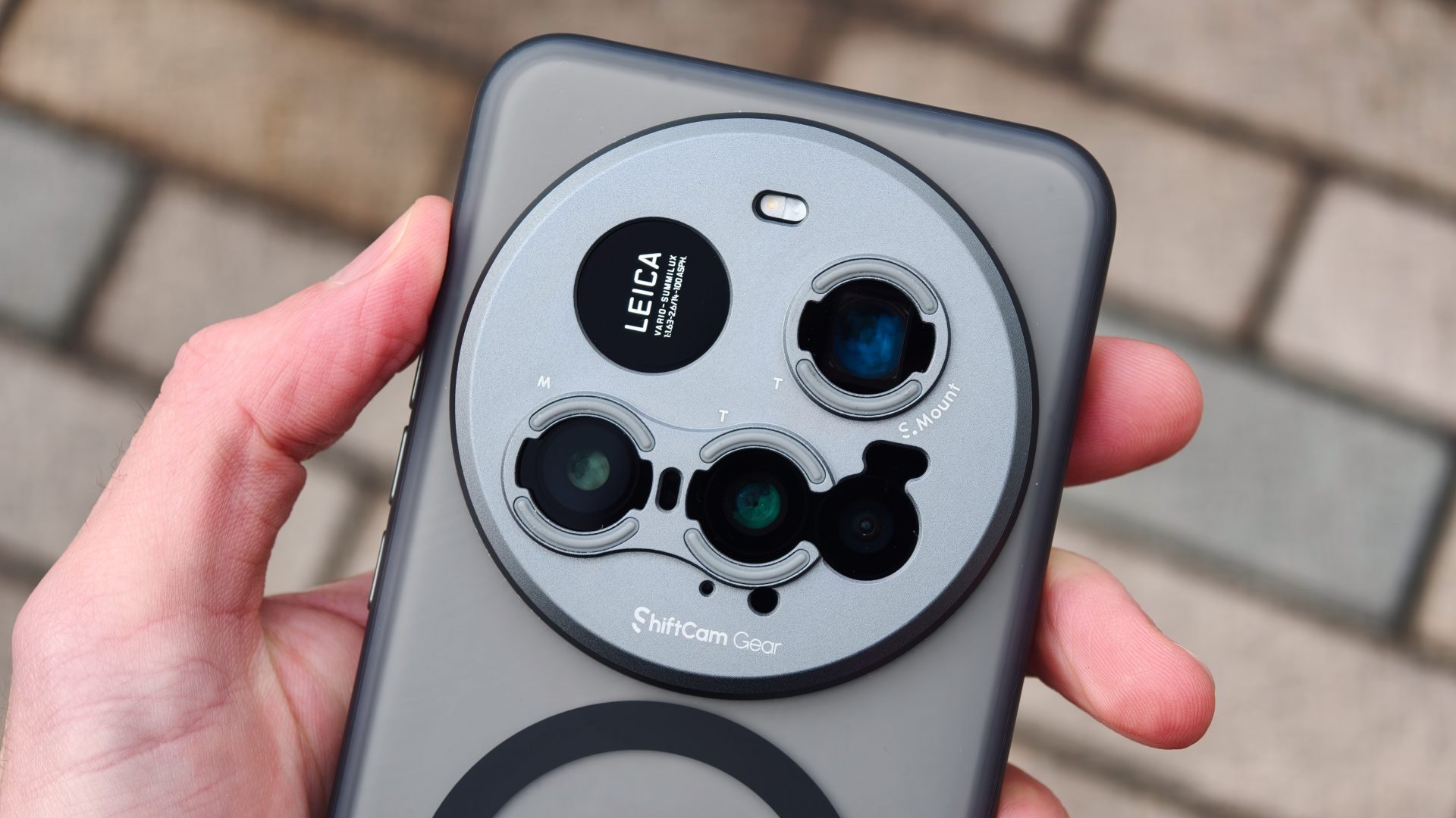 Обзор ShiftCam LensUltra Explorer Super Zoom Tele 240mm: большой зум, большие компромиссы картинка Объектив ShiftCam LensUltra 240mm - ниша | DGL.RU