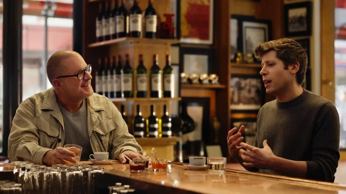 Загадочный девайс от OpenAI: релиз отложен, интрига нарастает