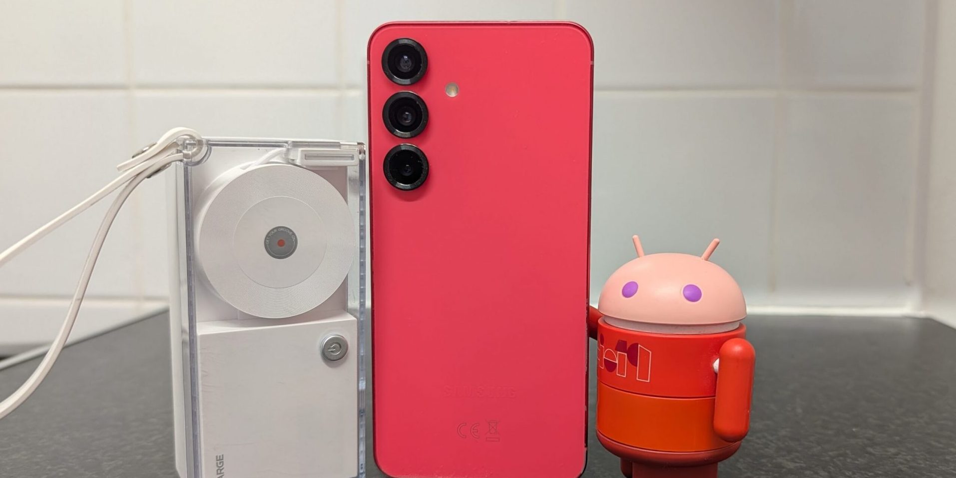 Обзор Sharge Retractable 3-в-1 — крутой пауэрбанк, который жалко брать с собой картинка Пауэрбанк Sharge Retractable 3-in-1 | DGL.RU