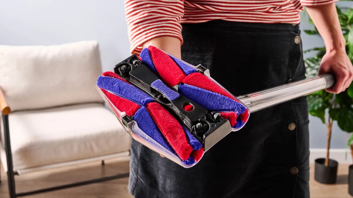 Пылесос PencilVac убирает гораздо лучше, чем я ожидал, учитывая его ультракомпактные размеры