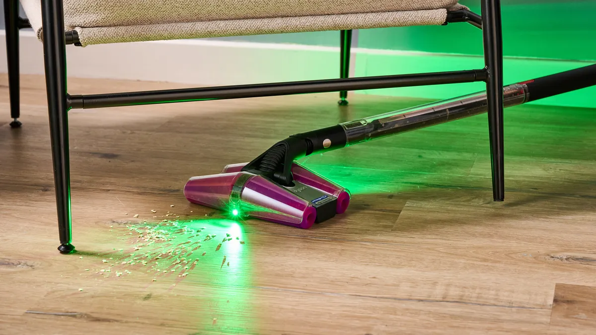 Пылесос PencilVac убирает гораздо лучше, чем я ожидал, учитывая его ультракомпактные размеры