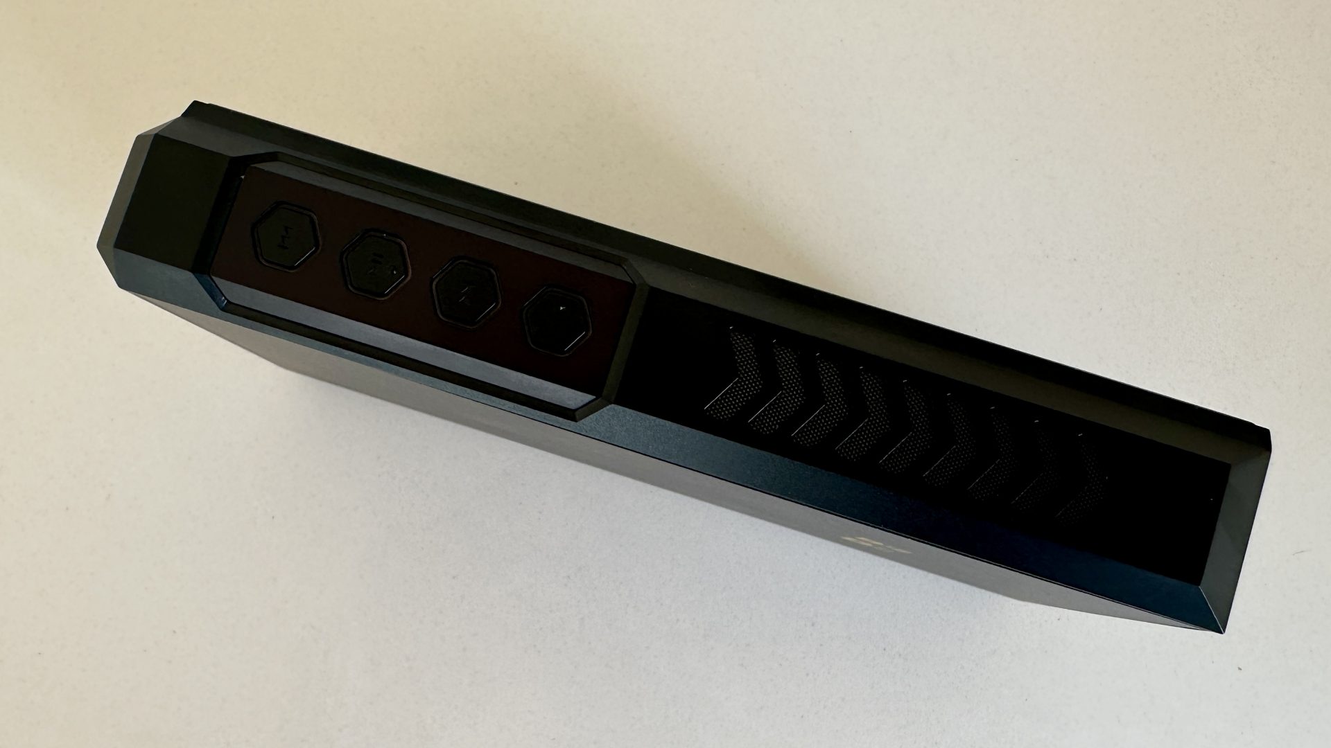 Обзор FiiO M27: делайте всё правильно, и он вознаградит вас сполна картинка Плеер FiiO M27 — тяжёлый аргумент | DGL.RU