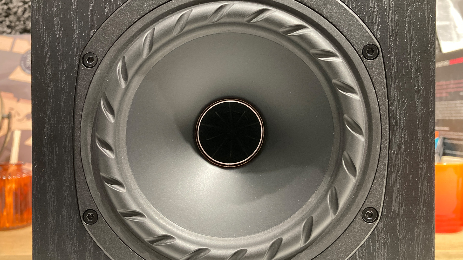 Полочные колонки Fyne Audio F5E с IsoFlare | DGL.RU