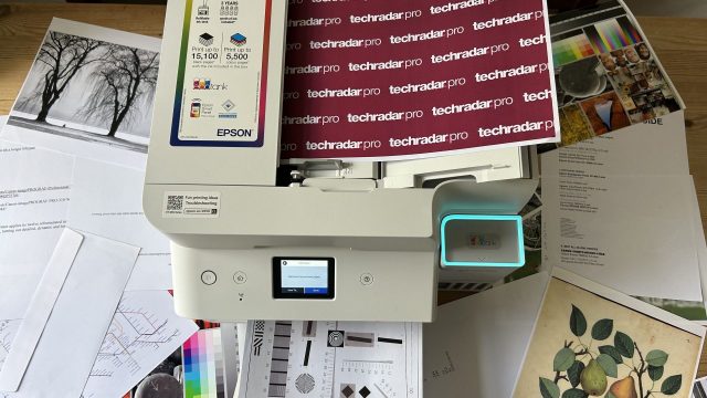 Принтер Epson EcoTank ET-4950: МФУ для дома | DGL.RU