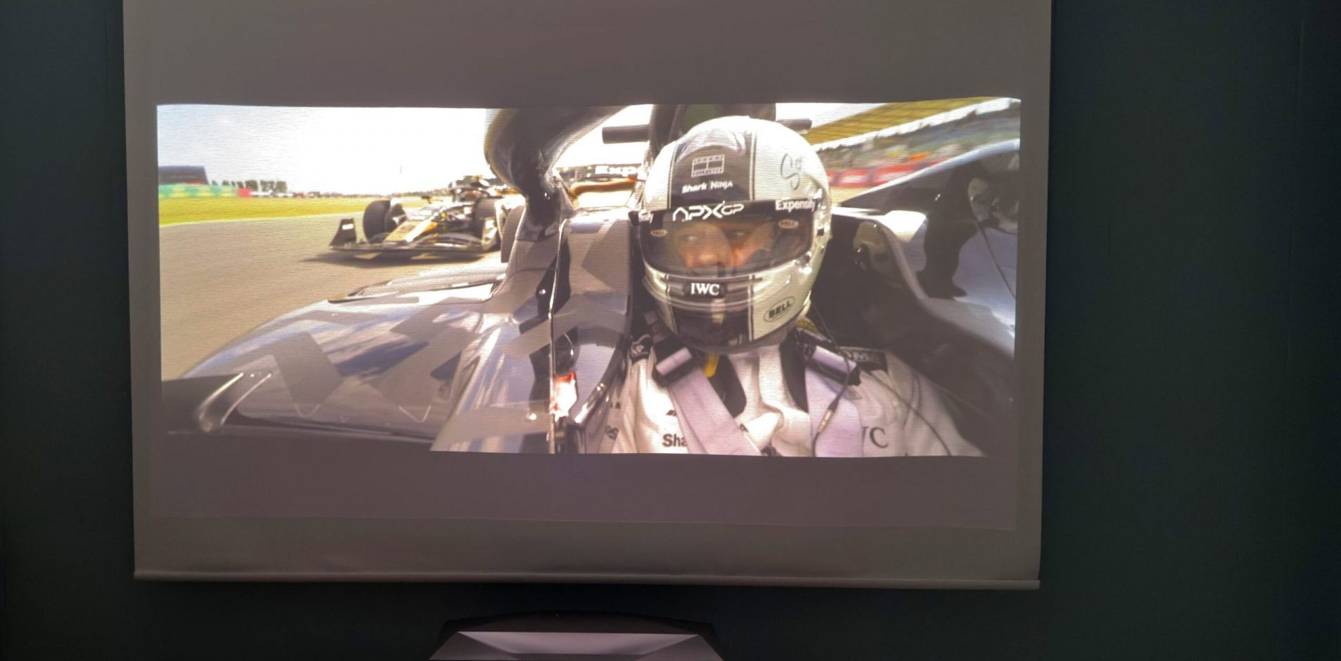 Проектор AWOL Vision Aetherion Max с Google TV | DGL.RU