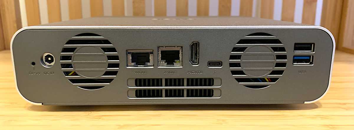 Система хранения QNAP TBS-h574TX с Thunderbolt | DGL.RU