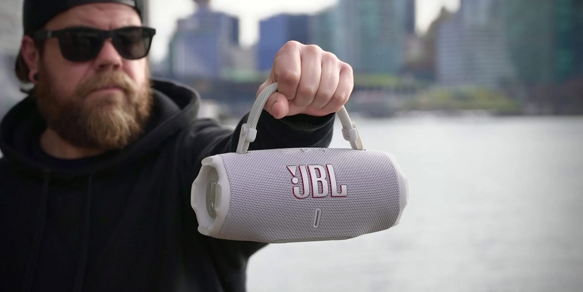 Портативная колонка JBL Charge 6 и Flip 7: скидки | DGL.RU