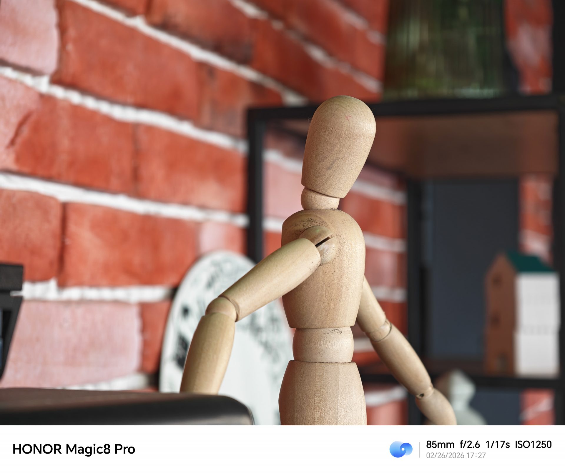 Смартфон Honor Magic8 Pro превращается в зеркалку: обзор профессионального фотокомплекта Professional Imaging Kit картинка Смартфон Honor Magic8 Pro с фотокомплектом | DGL.RU