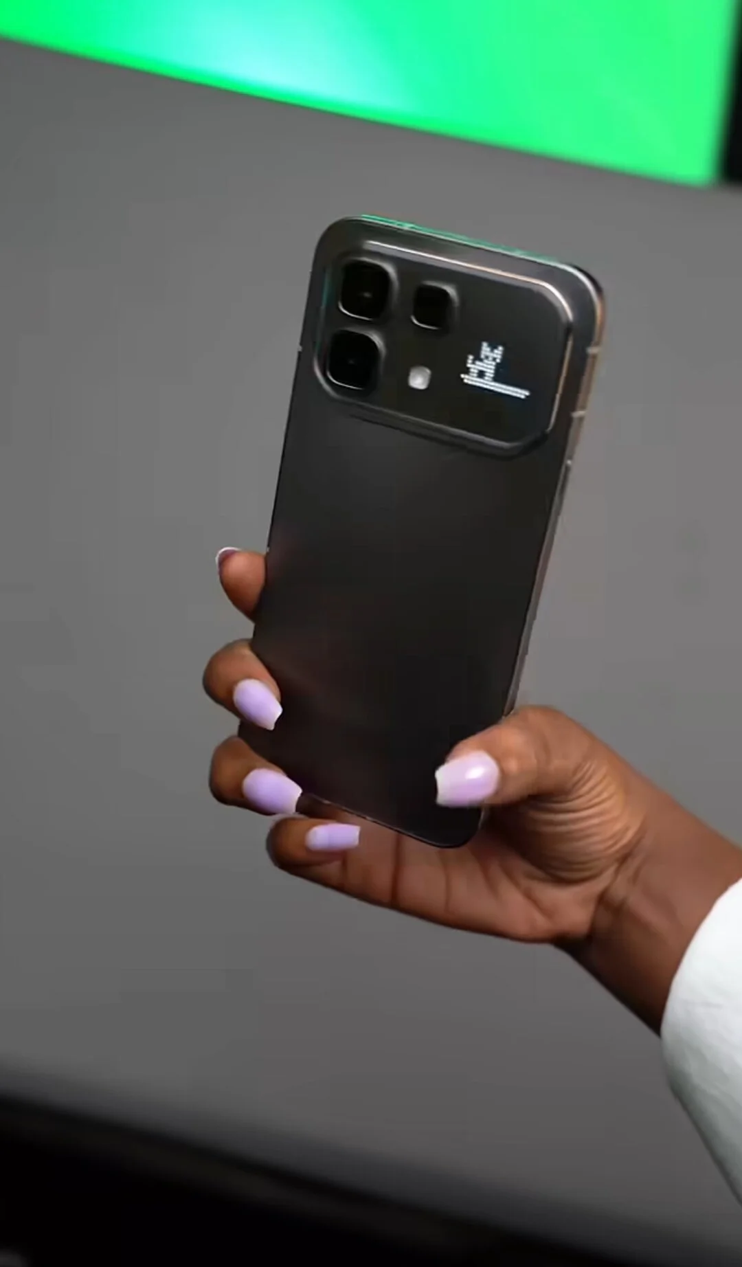 Смартфон Infinix Note 60 Pro с глифами | DGL.RU