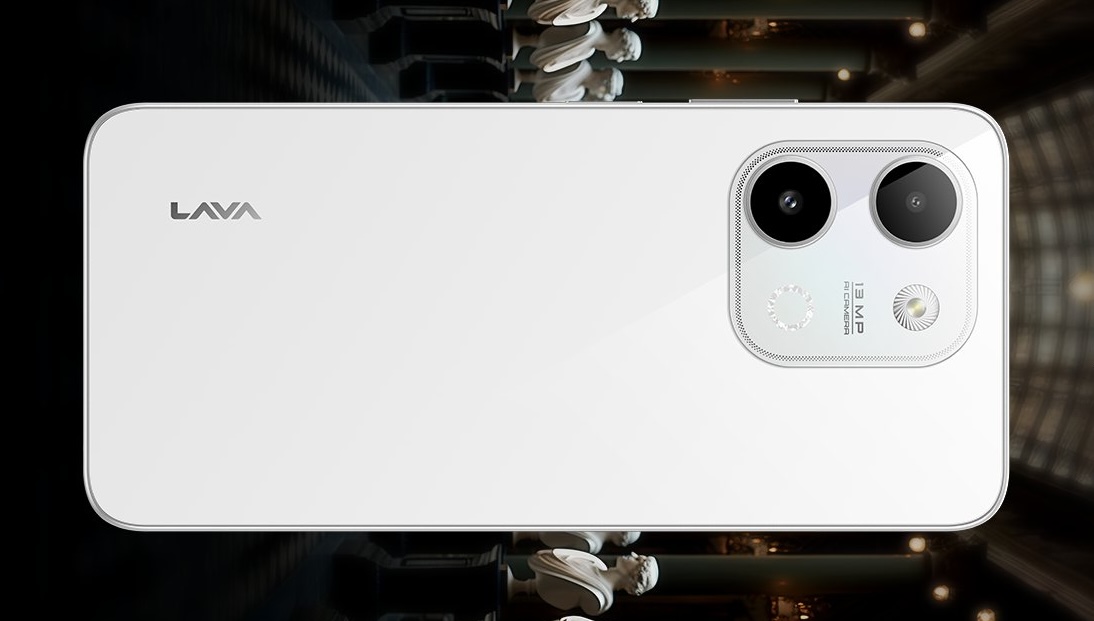 Смартфон Lava Bold N2 4G: странный дизайн и древнее железо за копейки