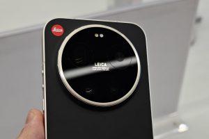 Смартфон Leica Leitzphone powered by Xiaomi: ужасно длинное название и спорный дизайн