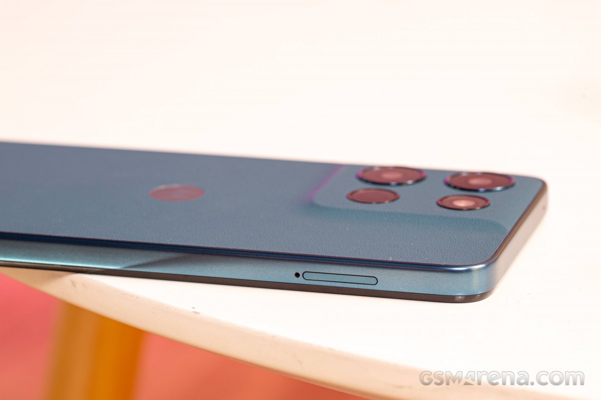 Обзор Moto G и G Play (2026): ключевые различия картинка Смартфон Moto G (2026) — батарея решает | DGL.RU