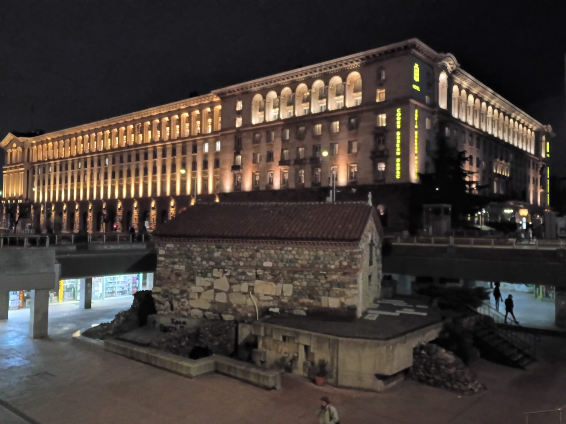 Обзор Moto G и G Play (2026): ключевые различия картинка Смартфон Moto G (2026) — батарея решает | DGL.RU