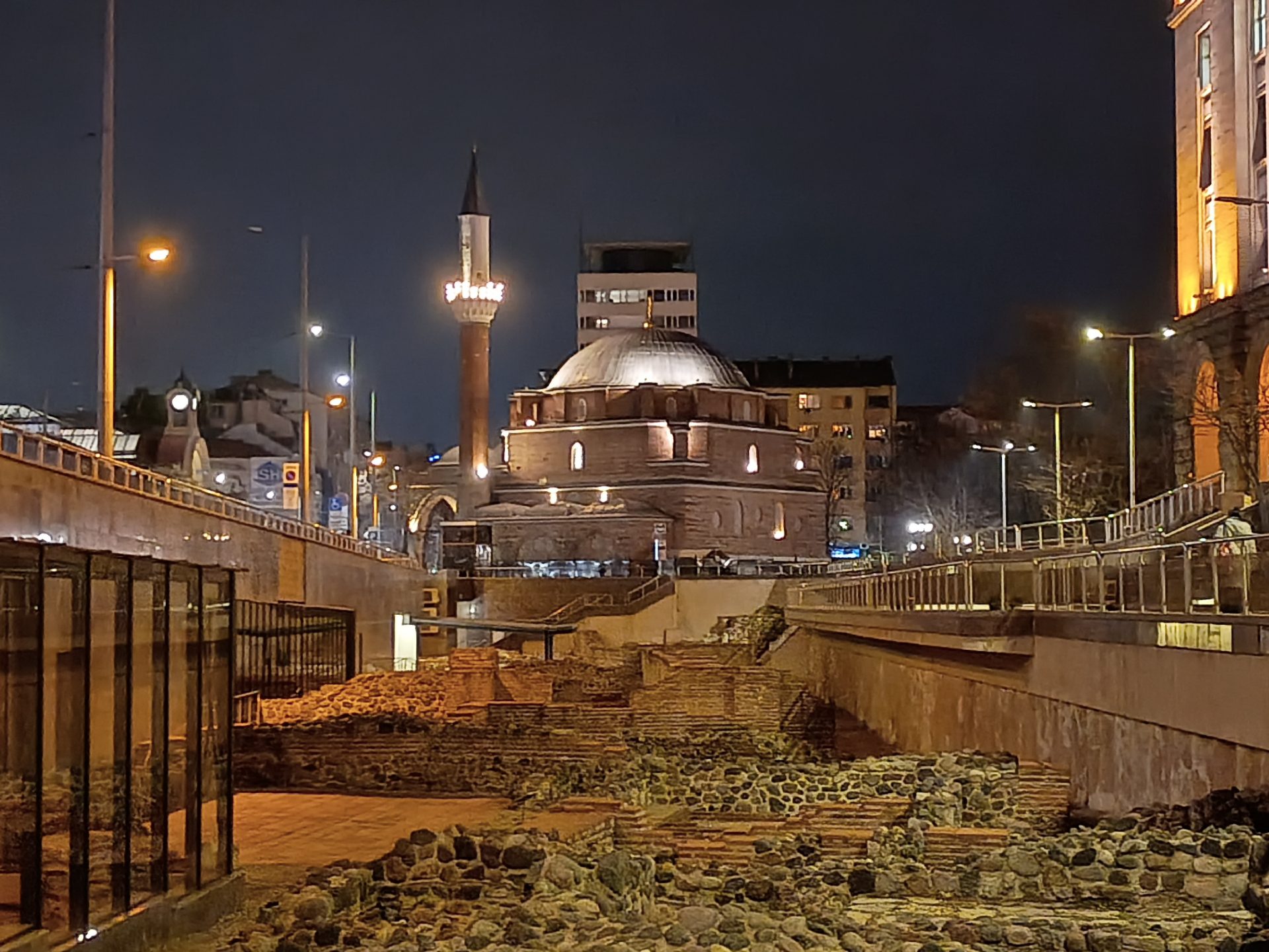 Обзор Moto G и G Play (2026): ключевые различия картинка Смартфон Moto G (2026) — батарея решает | DGL.RU