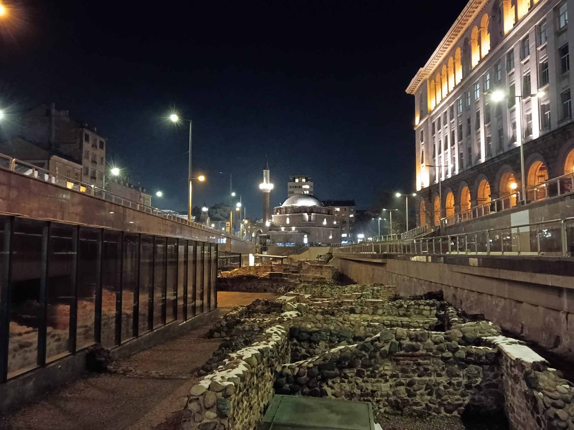 Обзор Moto G и G Play (2026): ключевые различия картинка Смартфон Moto G (2026) — батарея решает | DGL.RU