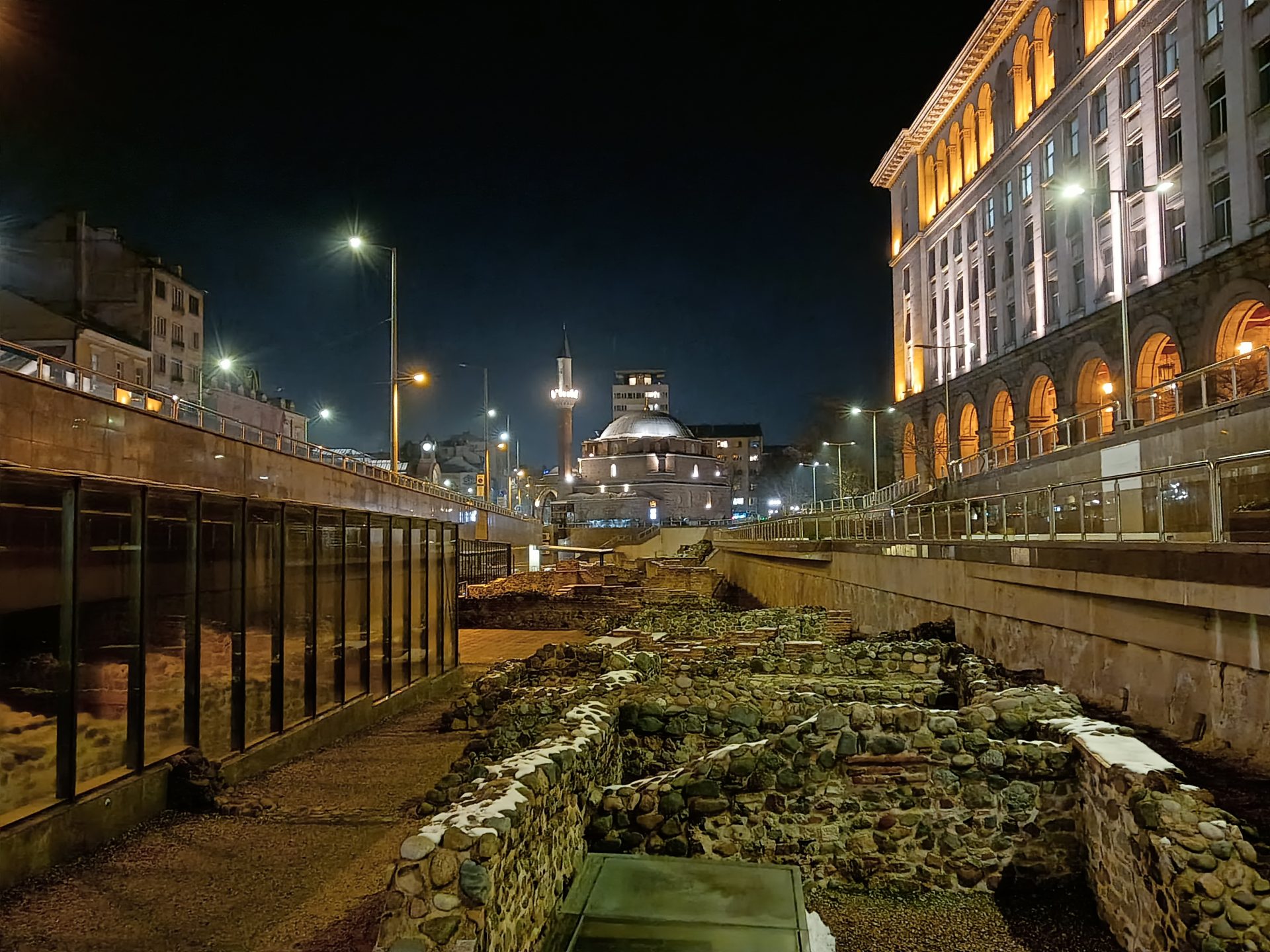 Обзор Moto G и G Play (2026): ключевые различия картинка Смартфон Moto G (2026) — батарея решает | DGL.RU