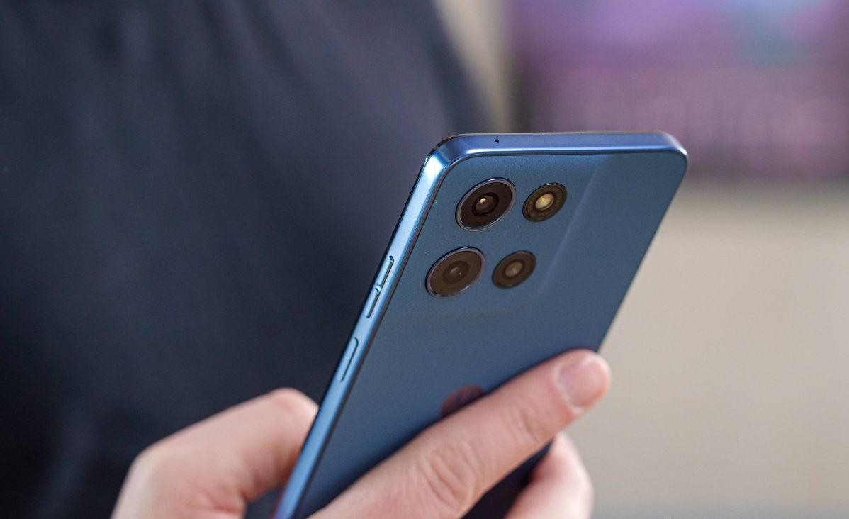 Обзор Moto G и G Play (2026): ключевые различия картинка Смартфон Moto G (2026) — батарея решает | DGL.RU