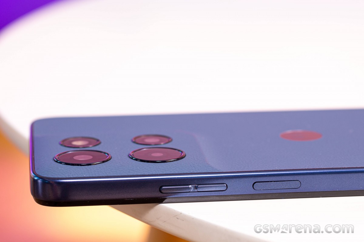 Обзор Moto G и G Play (2026): ключевые различия картинка Смартфон Moto G (2026) — батарея решает | DGL.RU