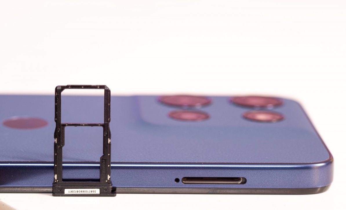 Обзор Moto G и G Play (2026): ключевые различия картинка Смартфон Moto G (2026) — батарея решает | DGL.RU