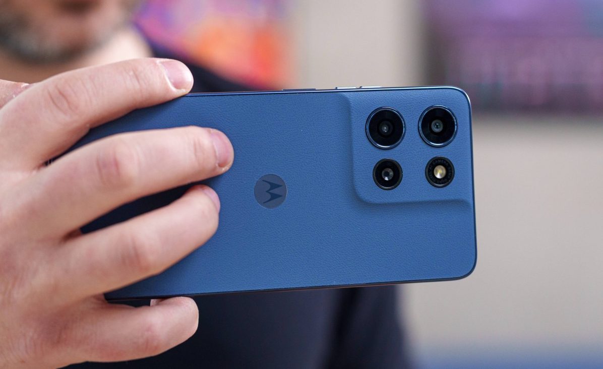 Обзор Moto G и G Play (2026): ключевые различия картинка Смартфон Moto G (2026) — батарея решает | DGL.RU