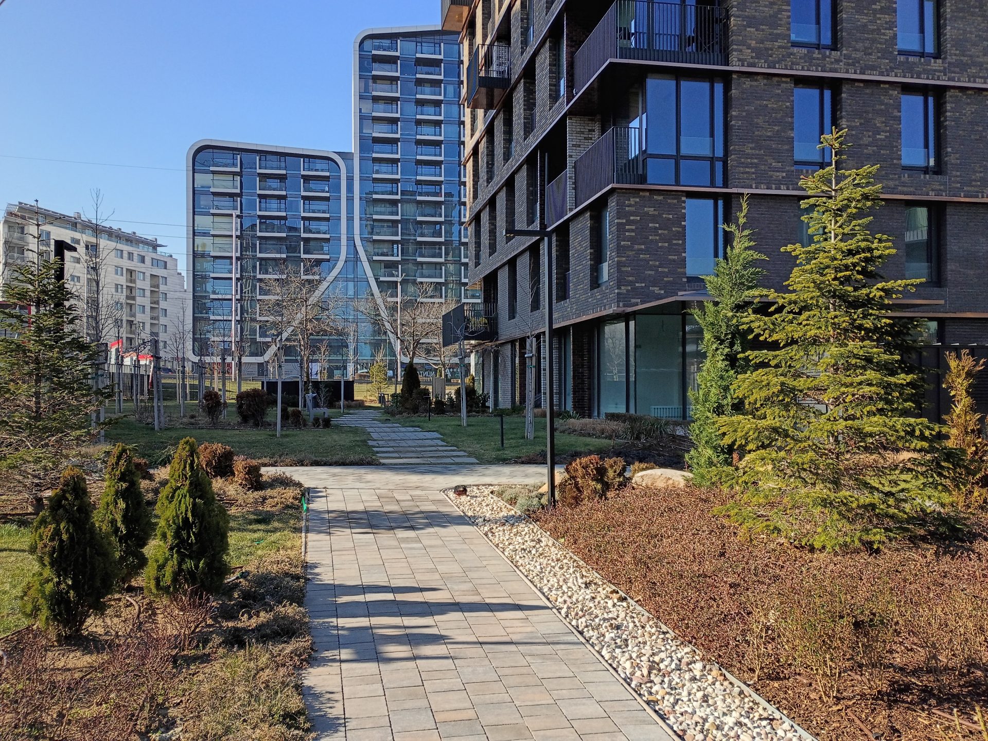 Обзор Moto G и G Play (2026): ключевые различия картинка Смартфон Moto G (2026) — батарея решает | DGL.RU