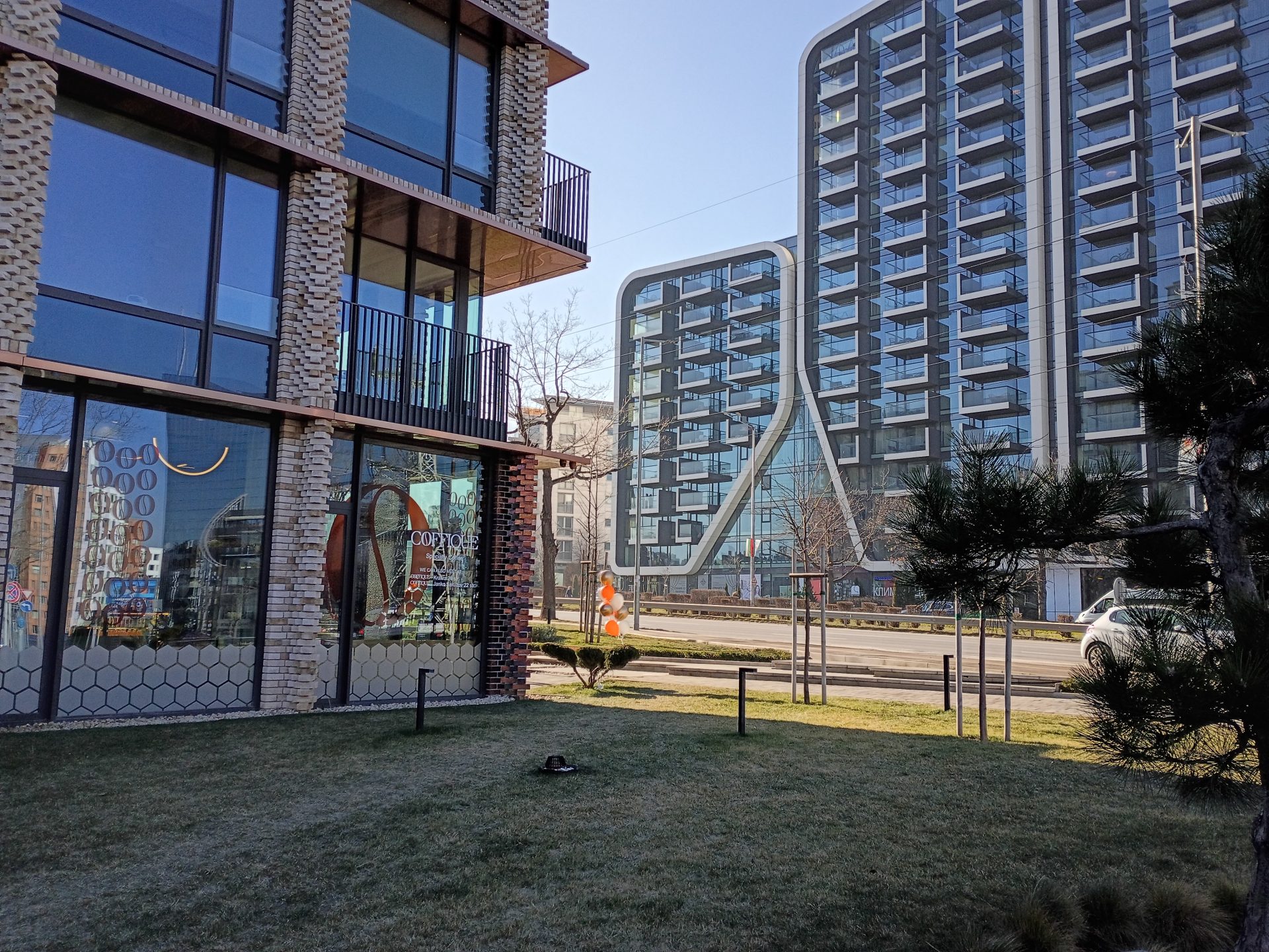 Обзор Moto G и G Play (2026): ключевые различия картинка Смартфон Moto G (2026) — батарея решает | DGL.RU