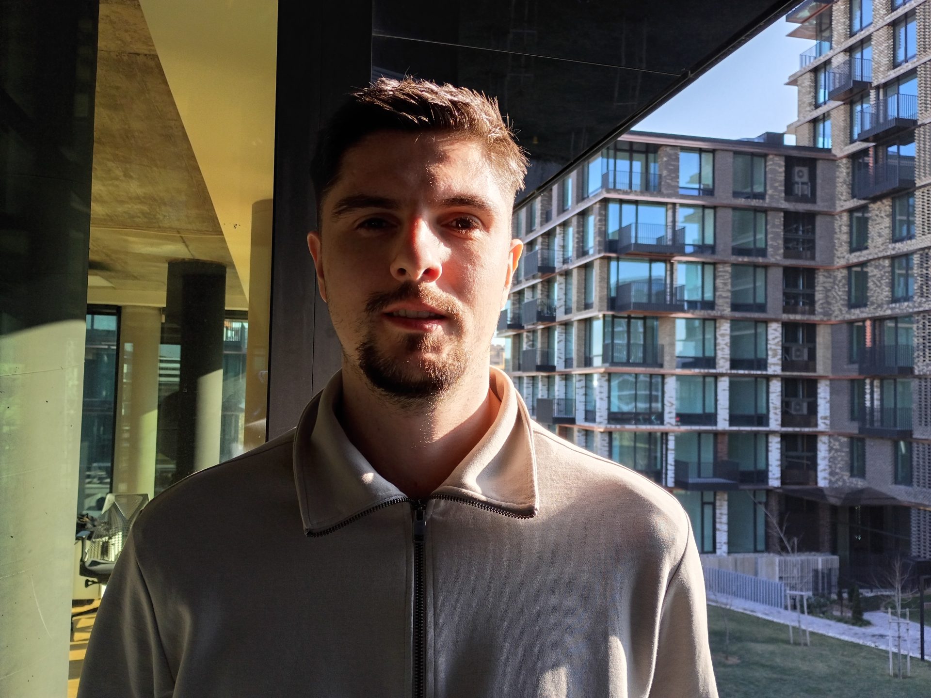 Обзор Moto G и G Play (2026): ключевые различия картинка Смартфон Moto G (2026) — батарея решает | DGL.RU