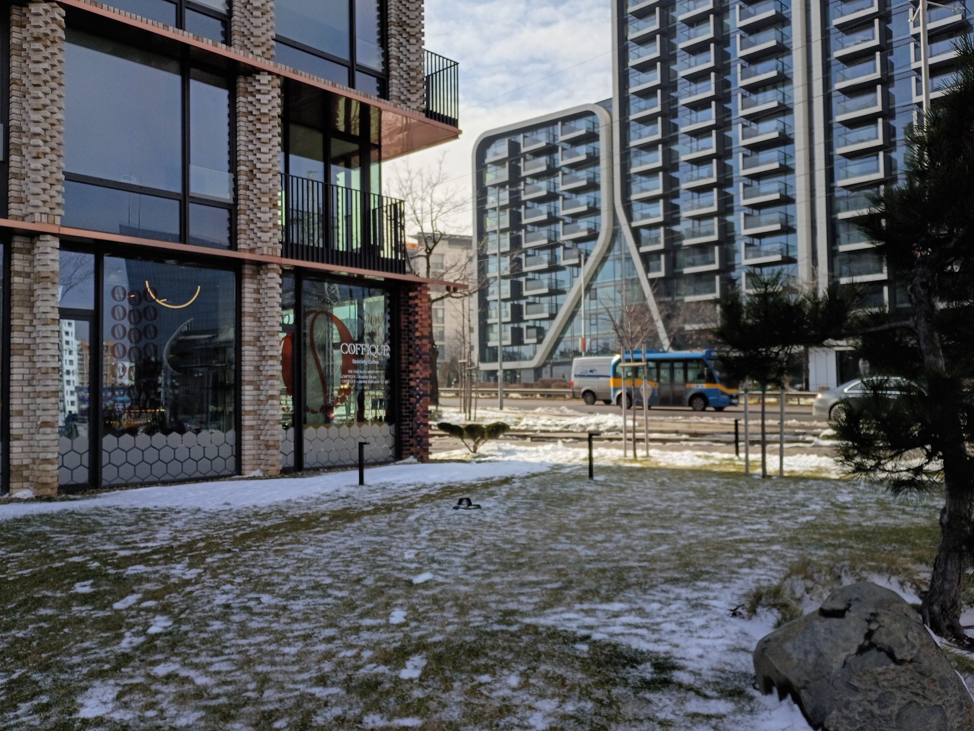 Обзор Moto G и G Play (2026): ключевые различия картинка Смартфон Moto G (2026) — батарея решает | DGL.RU