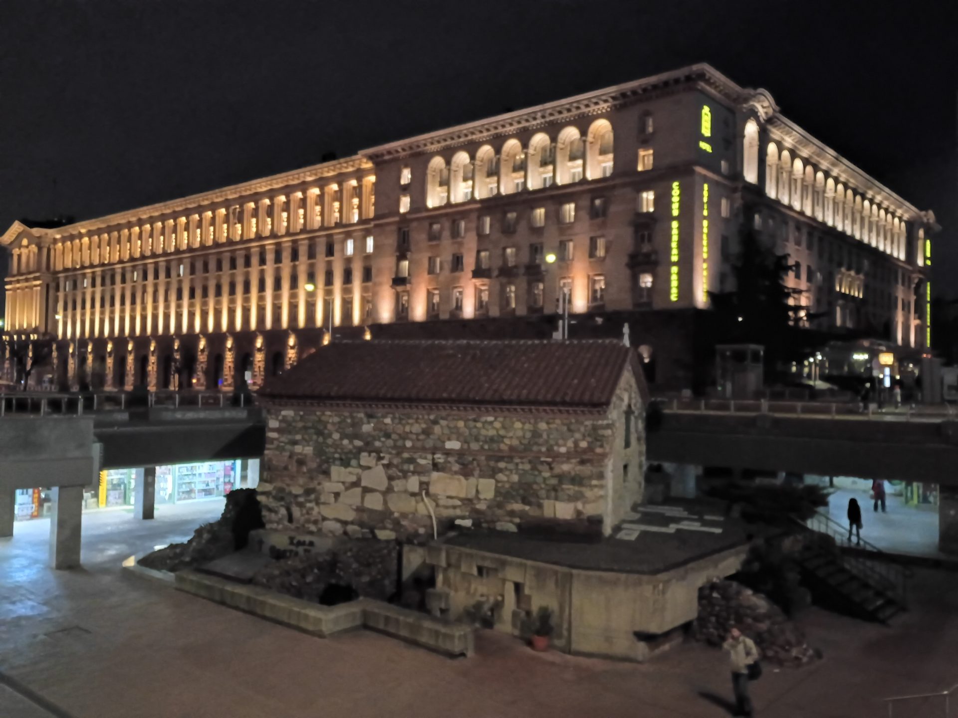 Обзор Moto G и G Play (2026): ключевые различия картинка Смартфон Moto G (2026) — батарея решает | DGL.RU