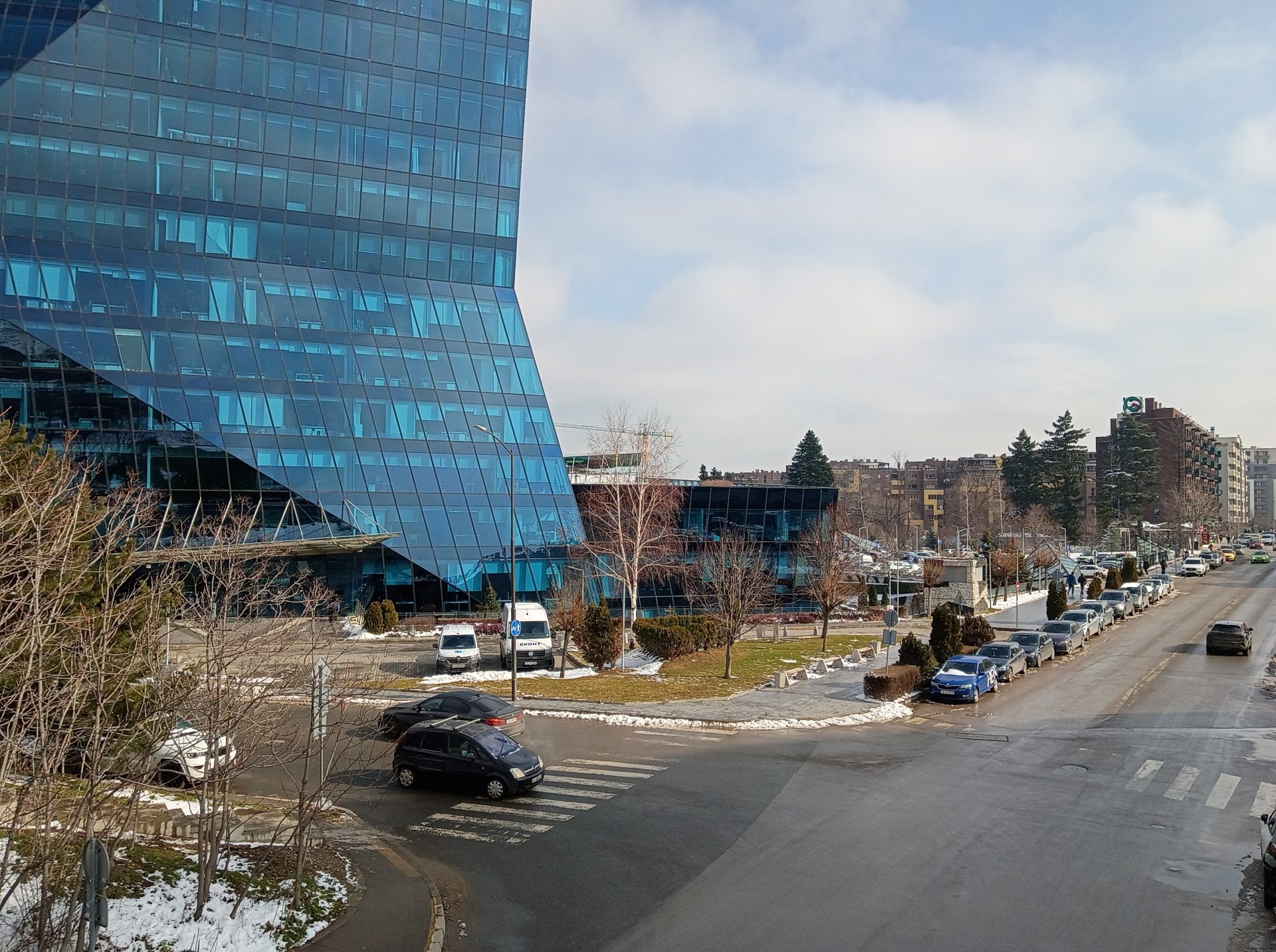 Обзор Moto G и G Play (2026): ключевые различия картинка Смартфон Moto G (2026) — батарея решает | DGL.RU