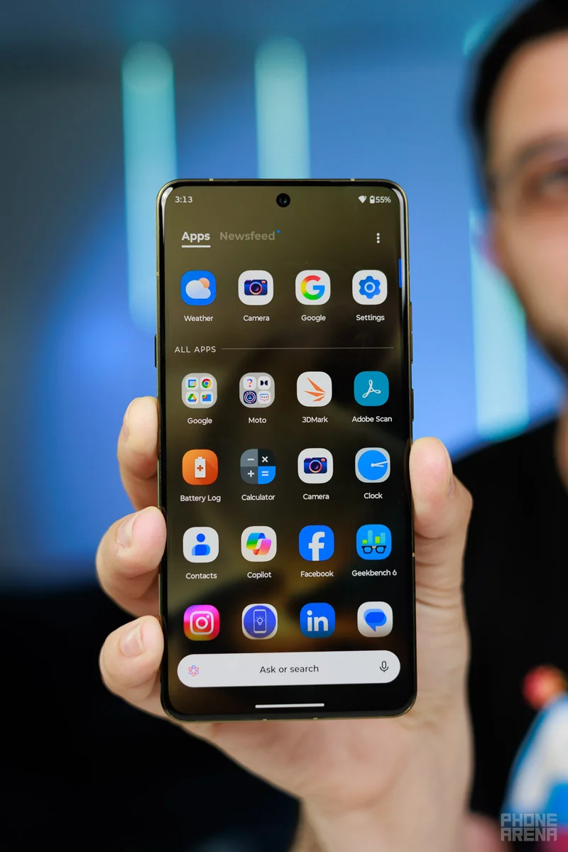 Обзор Motorola Signature: тонкий флагманский смартфон картинка Смартфон Motorola Signature — дизайн и мощь | DGL.RU