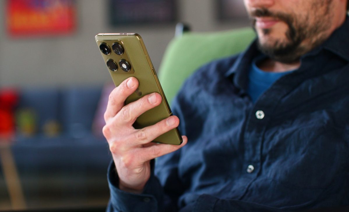 Смартфон Motorola Signature со 165 Гц и IP69 | DGL.RU