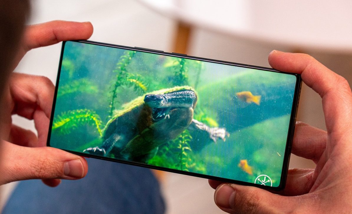 Обзор RedMagic 11 Air: чертовски разумный выбор картинка Смартфон nubia RedMagic 11 Air: тонкий гейминг | DGL.RU