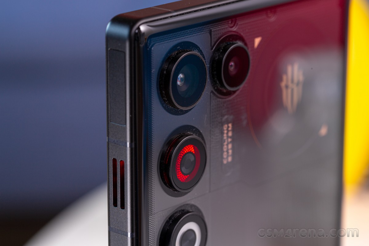 Обзор RedMagic 11 Air: чертовски разумный выбор картинка Смартфон nubia RedMagic 11 Air: тонкий гейминг | DGL.RU