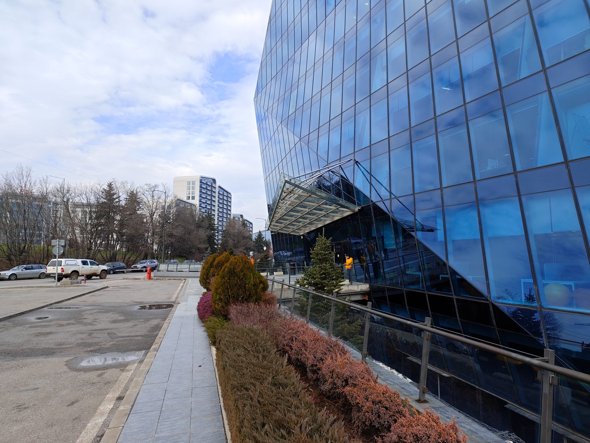 Обзор RedMagic 11 Air: чертовски разумный выбор картинка Смартфон nubia RedMagic 11 Air: тонкий гейминг | DGL.RU