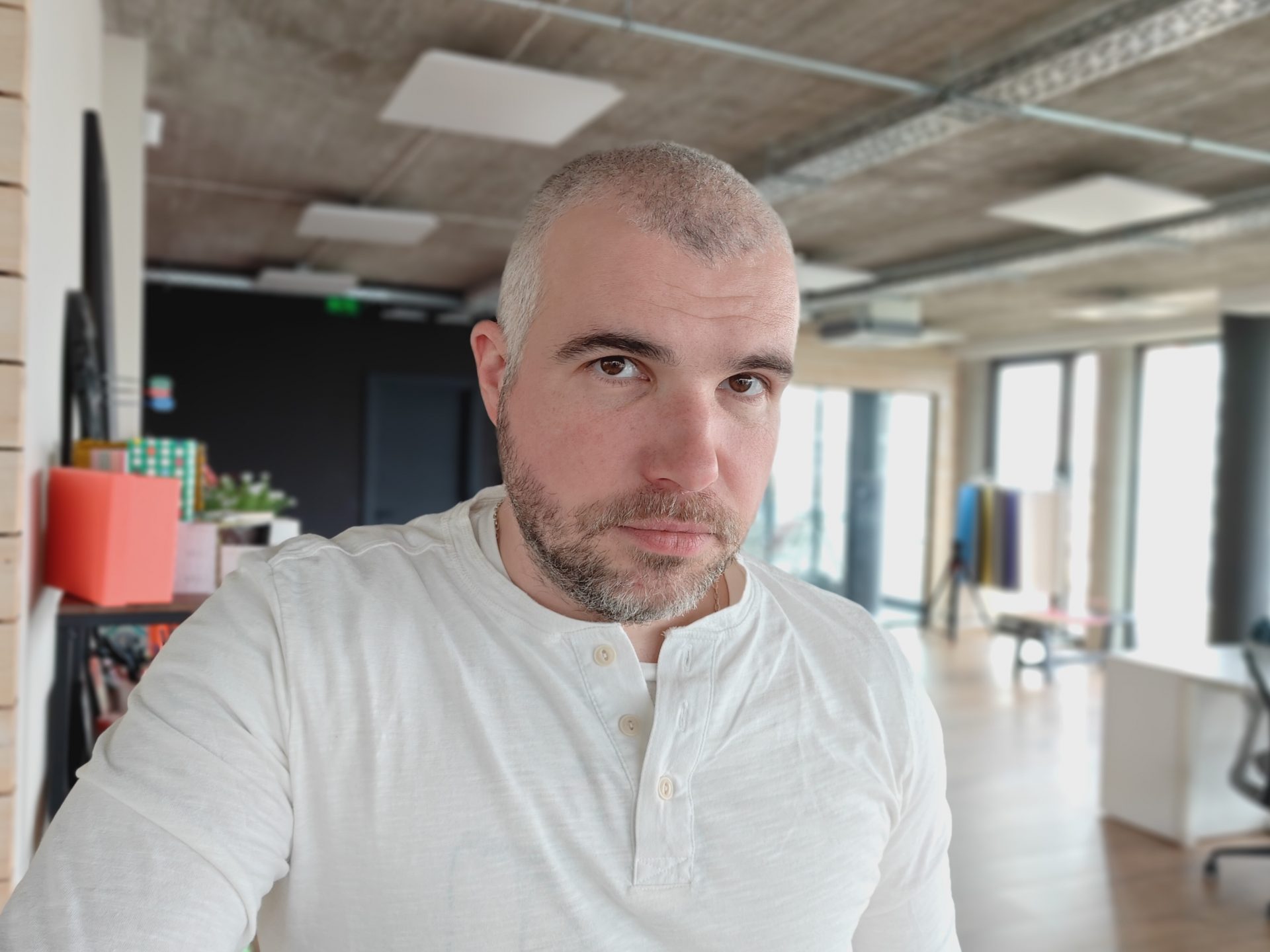 Обзор RedMagic 11 Air: чертовски разумный выбор картинка Смартфон nubia RedMagic 11 Air: тонкий гейминг | DGL.RU