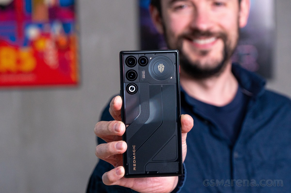 Обзор RedMagic 11 Air: чертовски разумный выбор картинка Смартфон nubia RedMagic 11 Air: тонкий гейминг | DGL.RU