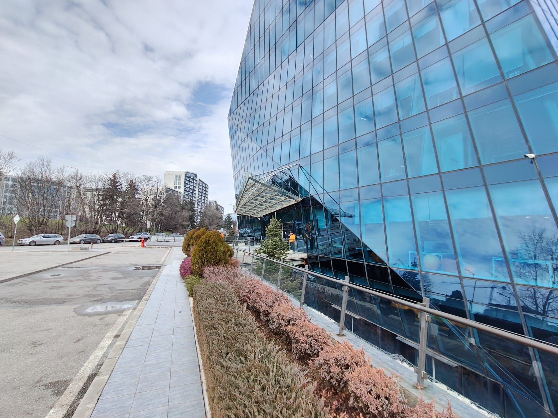 Обзор RedMagic 11 Air: чертовски разумный выбор картинка Смартфон nubia RedMagic 11 Air: тонкий гейминг | DGL.RU