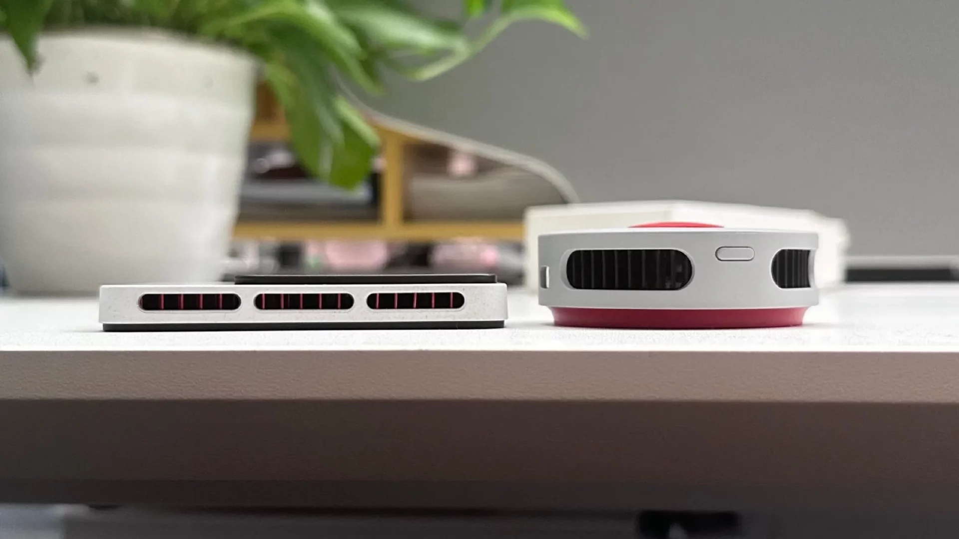 Смартфон OnePlus 15T с магнитной зарядкой | DGL.RU