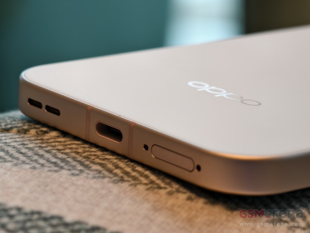 Обзор Oppo Reno15 Pro и Reno15 Pro Max: сравнение и цены в России картинка Смартфон Oppo Reno15 Pro выносливый | DGL.RU